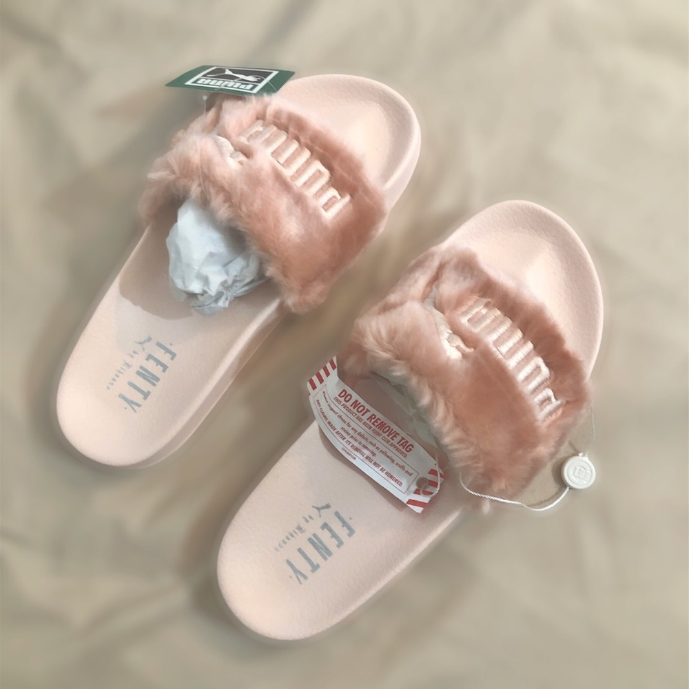 NWT: Authentic Fenty Puma Slides Women’s Size 8